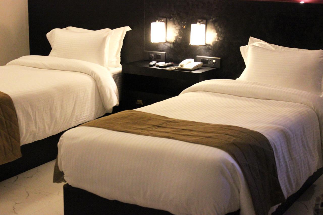 Hotel Grand Tizu Dimāpur Εξωτερικό φωτογραφία